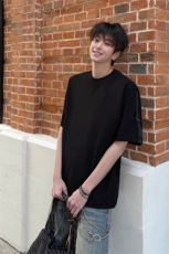 胸口小V设计机车潮流时尚上衣短袖T恤简约休闲T恤上衣打底短特P38，男装T恤，电商B319