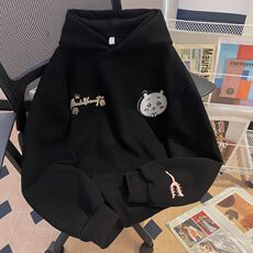 黑色