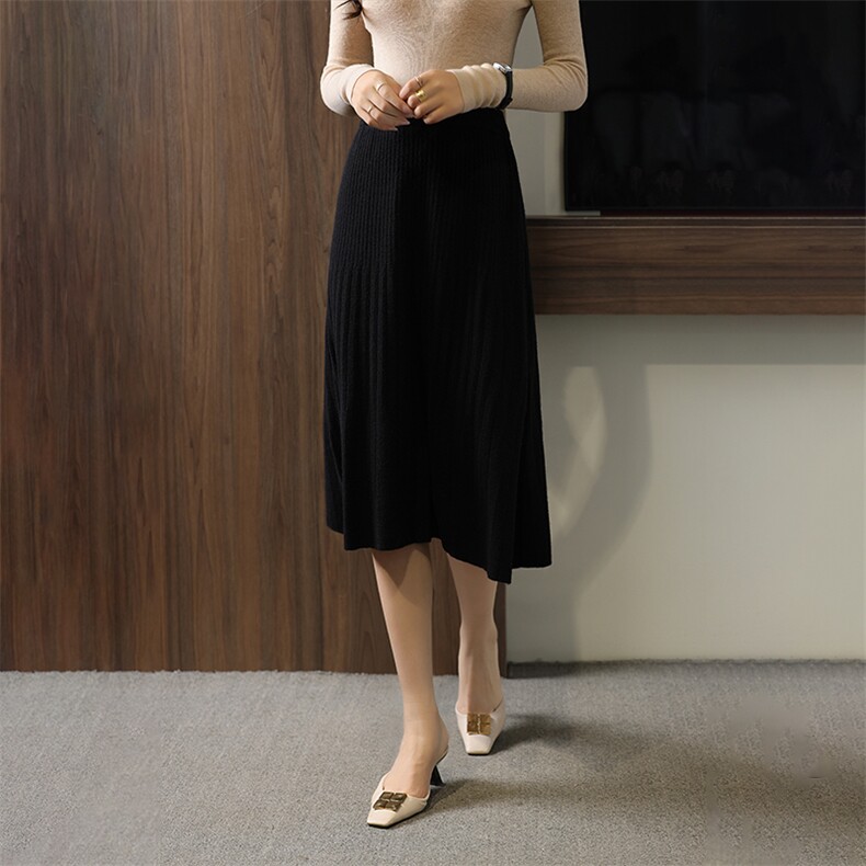 2024年秋冬季女士抽条四平裙伞裙防风保暖半身裙，女装半身裙，举月羊绒