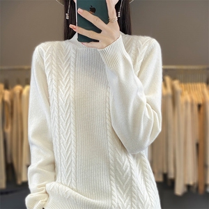 女式羊毛衫半高领立体绞花羊毛舒适时尚图片