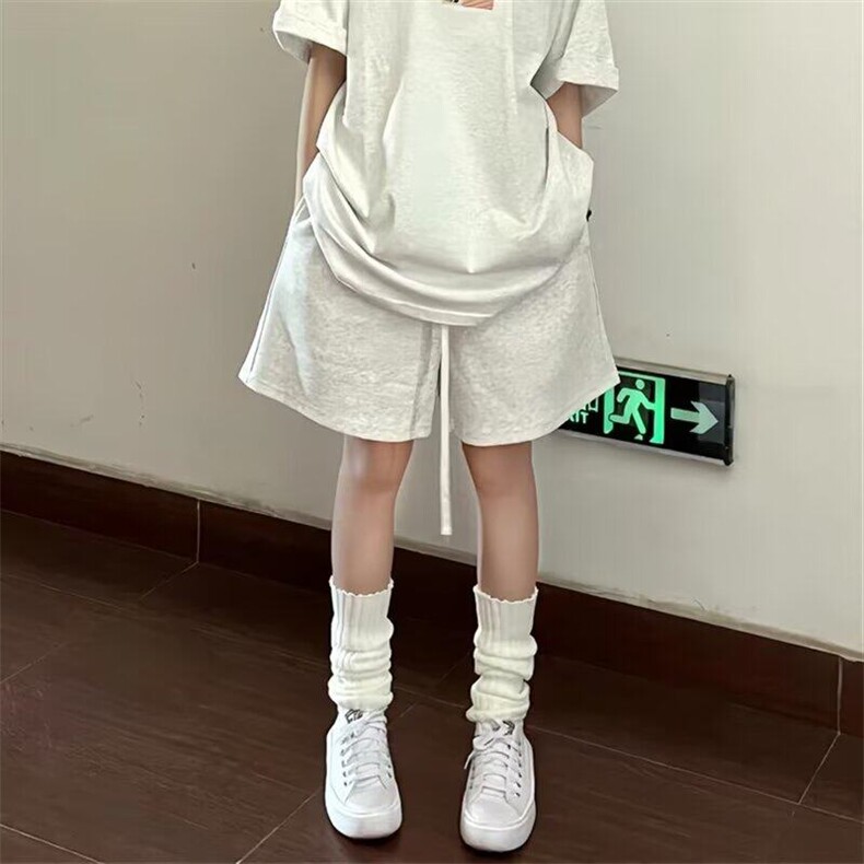 W9711-P28 网图现货 夏季休闲运动短裤百搭宽松显瘦直筒五分裤子图片