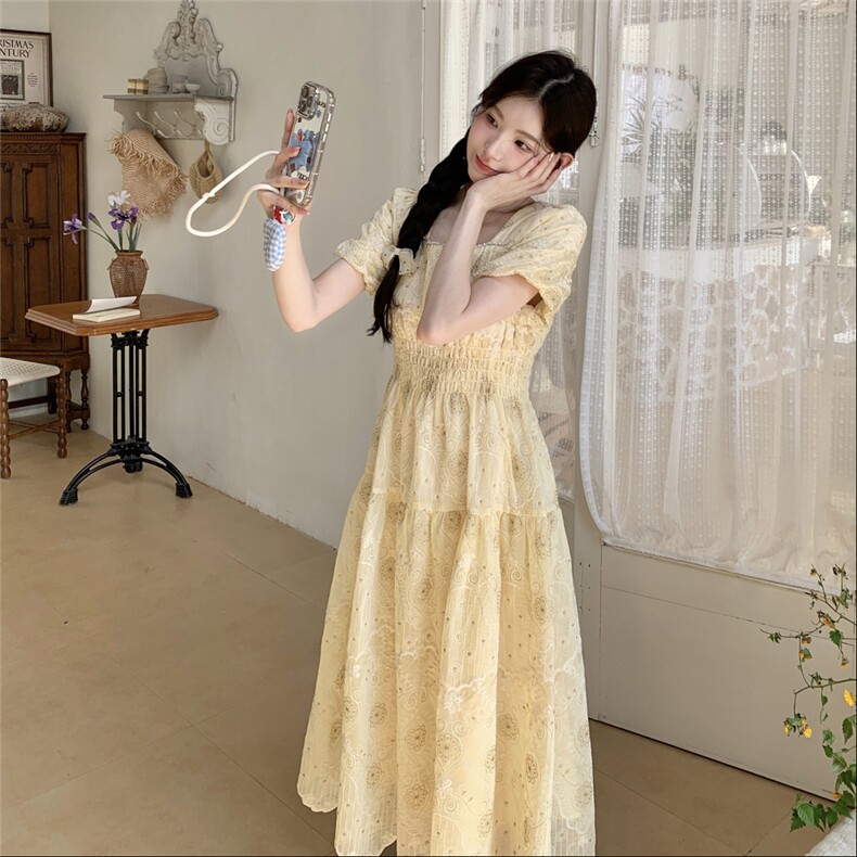 黄色重工刺绣法式连衣裙女2025年新款夏日独特漂亮掐腰绝美小裙子，女装连衣裙，浙宝208A