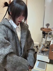 1506/M81531/P87春连帽拉链开衫时尚潮夹克图片
