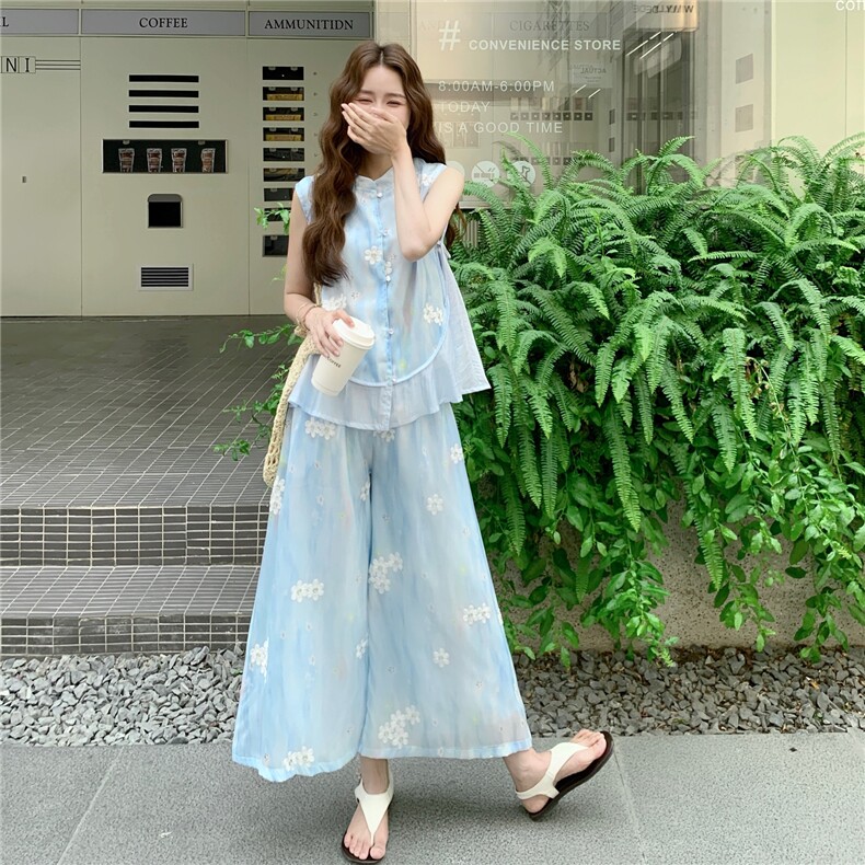 度假风碎花衬衫套装女2025夏季新款巨好看蓝色休闲阔腿裤两件套,女装套装/套裙,2C232