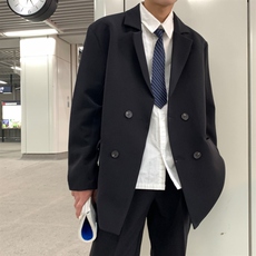 黑色西装