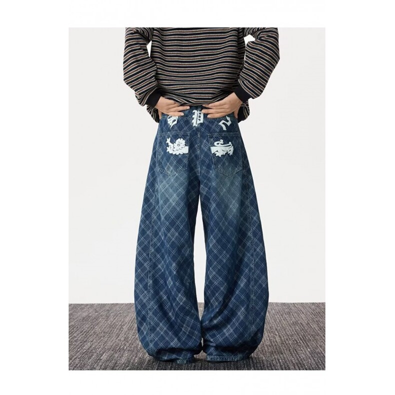 美式复古贴皮格纹弯刀牛仔裤男款宽松直筒褶皱水洗休闲风阔腿裤子，男装牛仔裤，四季星座505