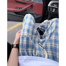 蓝黄色