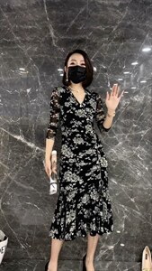 现货连衣裙西装外套图片