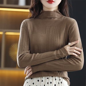 时尚百搭高领长袖毛衣女秋冬新款修身显瘦针织衫打底衫,时尚穿衣搭配显身材图片