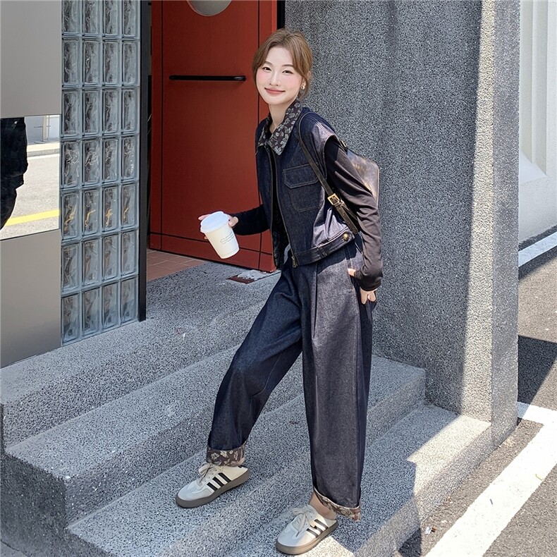 2025秋季复古印花拼接淡人牛仔套装女设计感马甲内搭阔腿裤三件套,女装套装/套裙,2B237