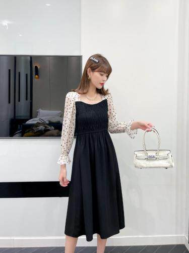 （现货）连衣裙，女装连衣裙，伊娜蕾尔