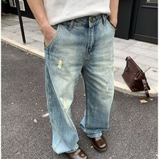 蓝色