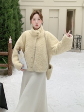 黄色毛绒外套女2025年冬季新款时尚甜美减龄巨好看设计感加厚棉袄，女装短外套，韩蜜菓