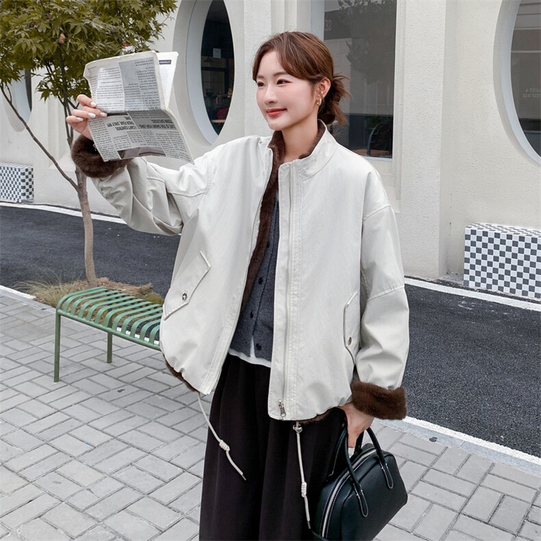 （新款现货）2025冬装时尚休闲立领加绒仿狐狸毛外套（两面穿）,女装短外套,印象茜