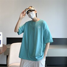 蓝色