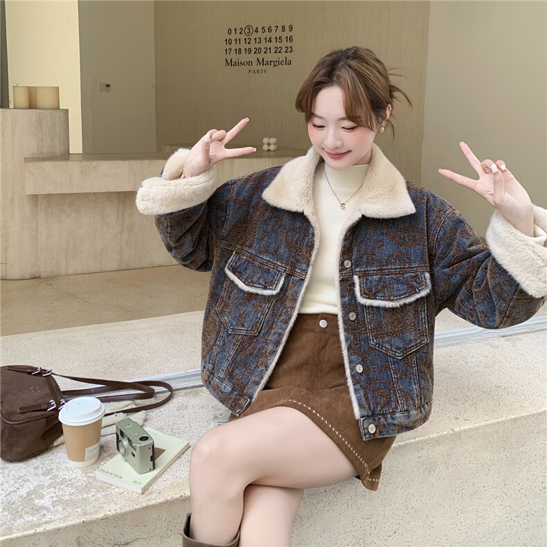 新品2025女装冬装新款复古植绒牛仔羊羔毛外套8077-p205-k308,女装棉衣/棉服,2C266