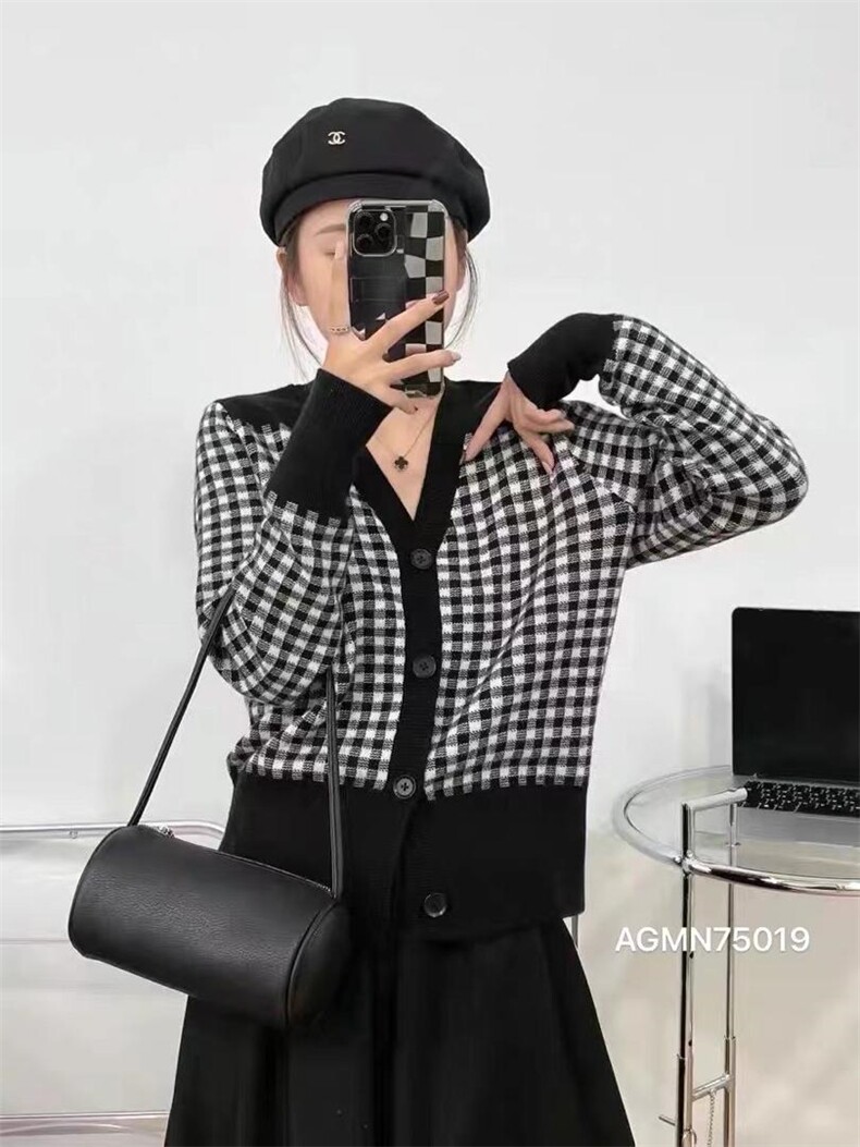 冬季三七羊毛时尚百搭毛衣系列新款已上市，色系搭配，女装针织衫/毛衣，纳影