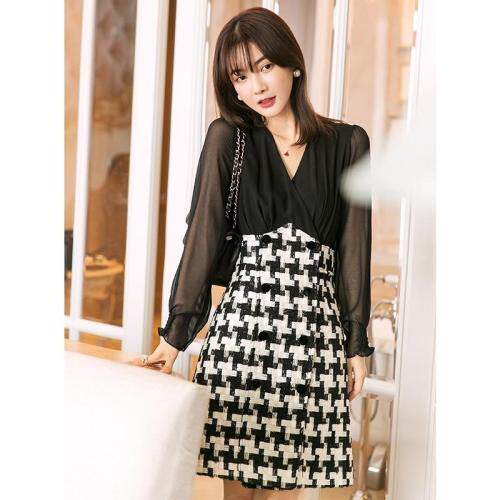 【现货】V领拼接格子连衣裙，女装连衣裙，艾丹迪蔓