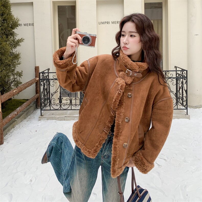 有货三颗扣皮毛一体外套2C090-8979-P215-K328,女装棉衣/棉服,2C090
