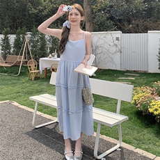 韩式海边度假蓝色吊带裙女2025年夏季新款百搭洋气休闲茶歇长裙潮，女装连衣裙，蝶眷