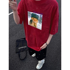 酒红色
