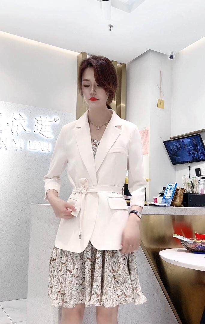套装，女装职业装，莲依莲