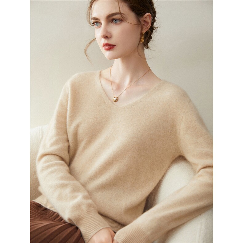 2025秋冬百搭时尚简约一线v领针织羊绒衫，女装羊绒衫，米乐羊绒
