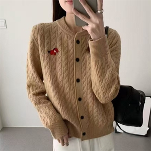 2026年秋季时尚百搭通勤简约休闲圆领麻花小马开衫图片