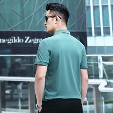 绿色