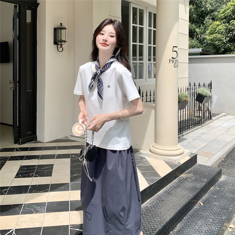 文艺风氛围感休闲白色t恤套装裙女夏新款温柔甜美半身裙两件套,女装套装/套裙,2C307