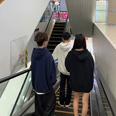 春秋季新款黑色字母卫衣男装简约潮流长袖连帽休闲时尚男士卫衣，男装卫衣，星座506A