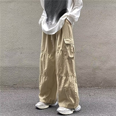 卡其色