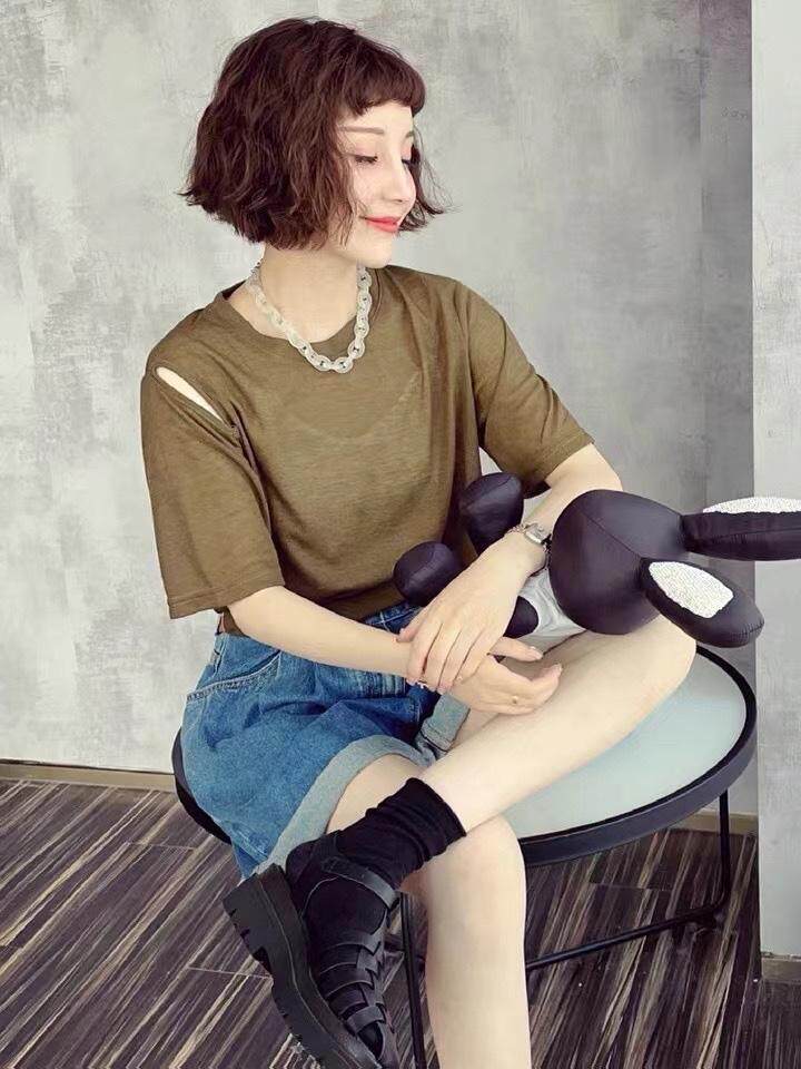 露肩短袖，其它，简单小珍