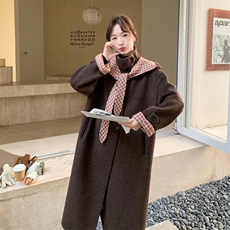 深咖色
