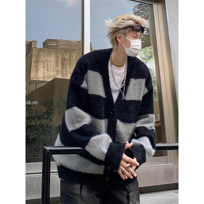 美式撞色V领开衫毛衣男慵懒风潮牌宽松条纹仿水貂绒针织情侣外套，男装针织衫/毛衣，星座516A