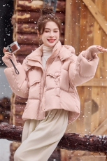 时尚女装短款宽松白鸭绒羽绒服外套冬季保暖显瘦大码女装，女装羽绒服，布依丽人