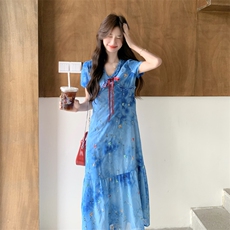 蓝色刺绣扎染天丝连衣裙女2025夏新款氛围感泡泡袖设计巨好看长裙，女装连衣裙，2C115