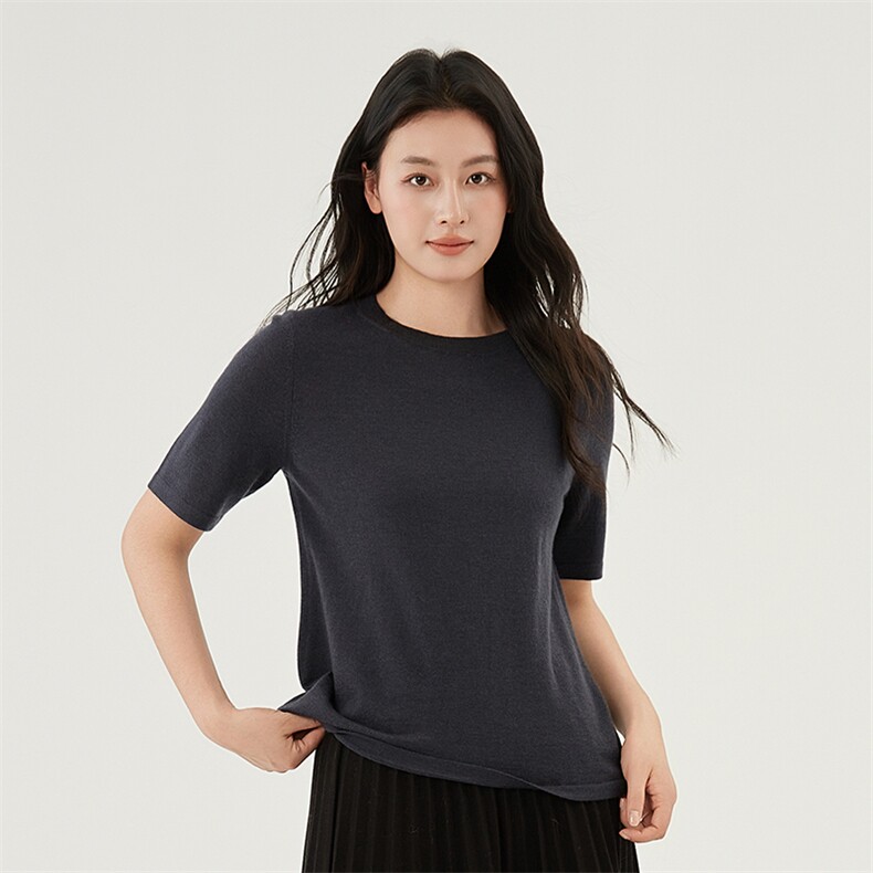 夏季新款时尚气质百搭简约女士圆领短袖,女装T恤,鹿一羊绒