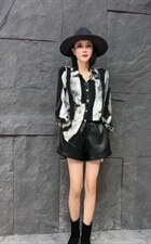 2022秋季新款时髦个性水墨画宽松复古风衬衫，女装衬衫，L·H·X