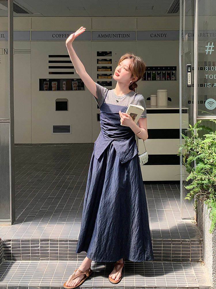 2025夏季新款韩版时尚短款小背心显瘦短袖长款假两件连衣裙,女装连衣裙,浙宝220