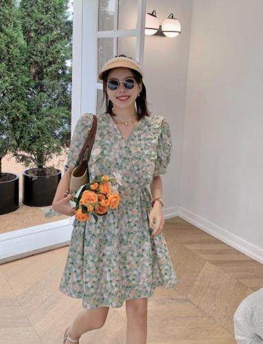 小碎花绑带连衣裙，女装连衣裙，晶晶