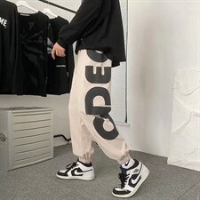 卡其色