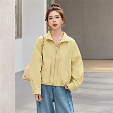 短款风衣外套女2026春季新款立领夹克小个子休闲气质显瘦上衣，女装短外套，恋慕依尚