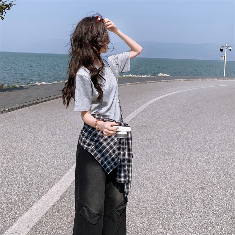 2025年夏季新品现货休闲时尚潮流度假风三件套,女装套装/套裙,臻衣坊