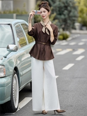 现货2025设计感纯色新款显瘦减龄时尚气质百搭两件套配丝巾，女装套装/套裙，众宇琦