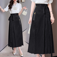 现货2025新中式时尚设计感高腰提花日常百搭马面裙，女装半身裙，时尚俏佳人