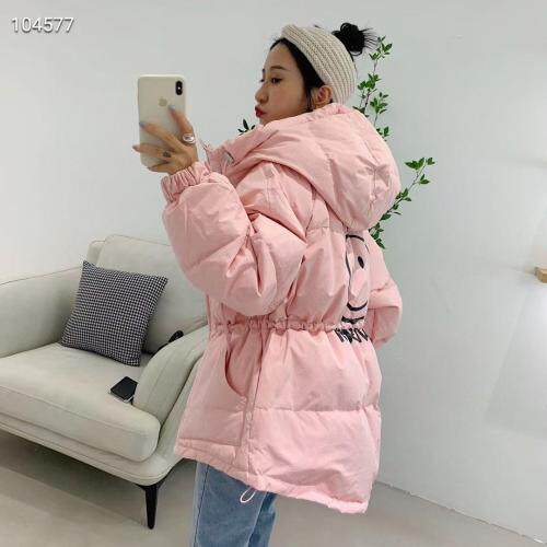 糖果色羽绒服很爆，女装羽绒服，时尚靓姿