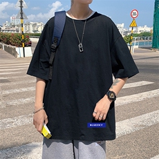 黑色