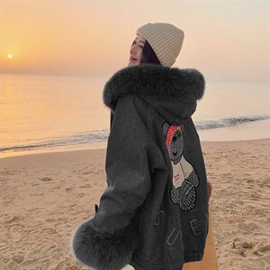 休闲牛仔派克加绒外套女2020冬季刺绣卡通大毛领外套图片