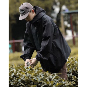 美式户外登山服外套男春秋季宽松机能情侣冲锋衣潮牌港风工装夹克图片